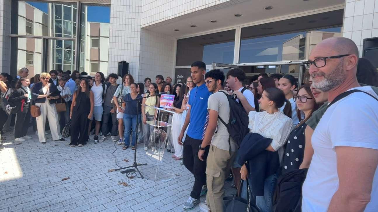 Concours citoyenneté 2026 : à Martigues, des collégiens et lycéens sensibilisent au respect dans le monde numérique