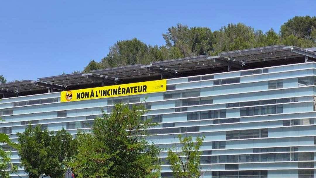 Istres : l’incinérateur de SUEZ reçoit un avis défavorable après une mobilisation "exceptionnelle"