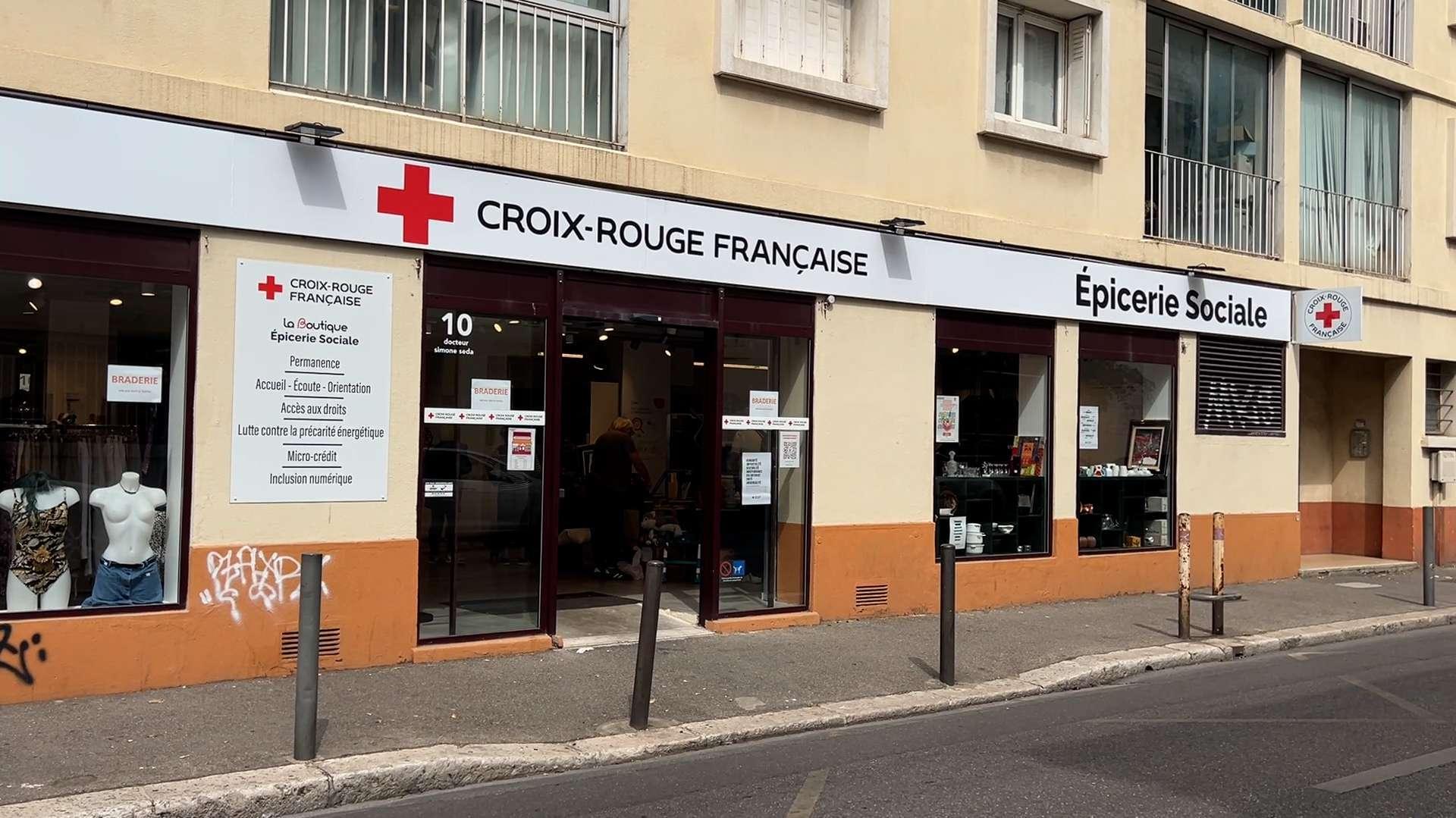 Marseille : la boutique solidaire de la Croix-Rouge séduit tous les profils