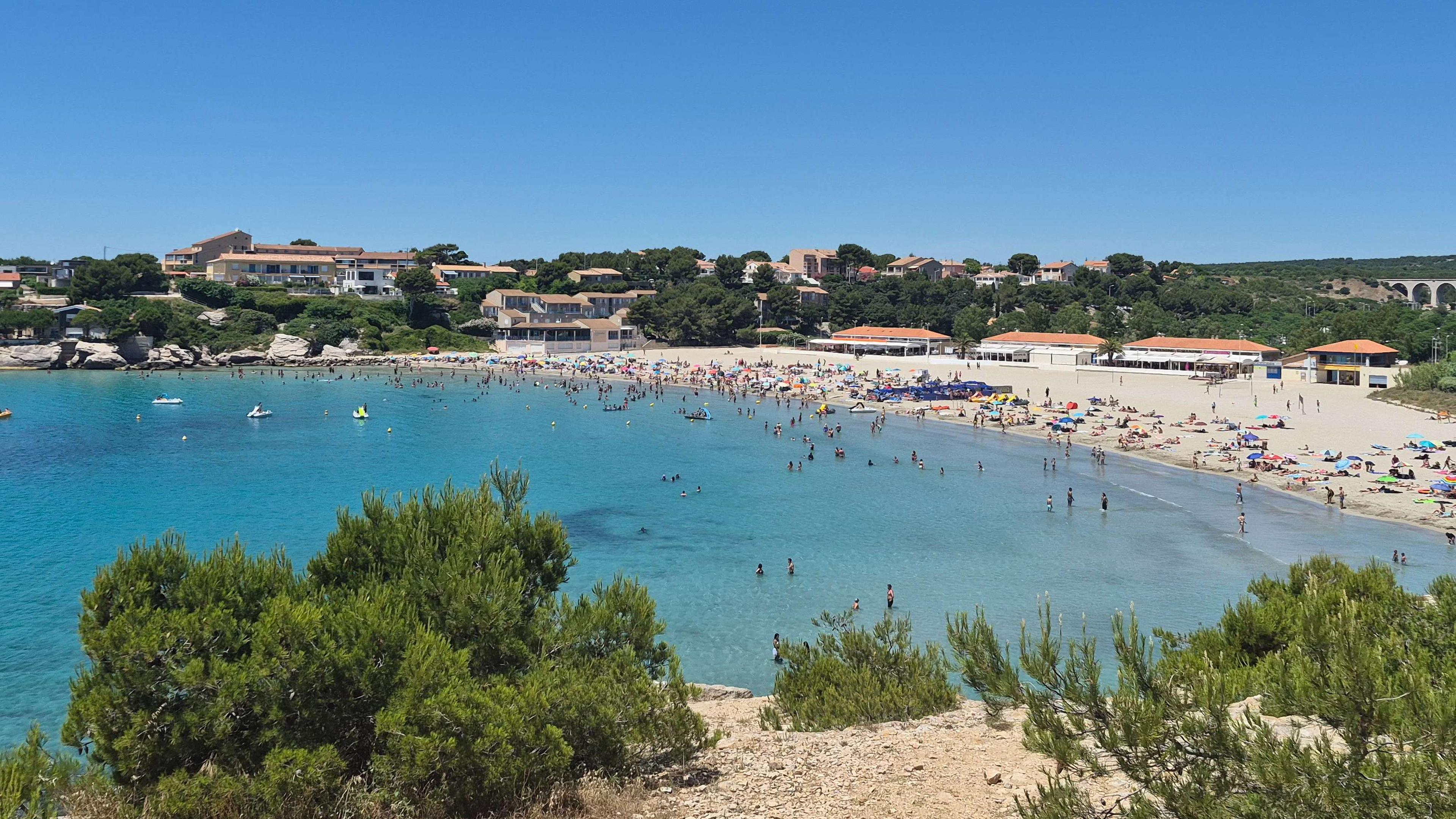 Martigues déploie son aide à la baignade cet été sur les plages du Verdon et de Ferrières