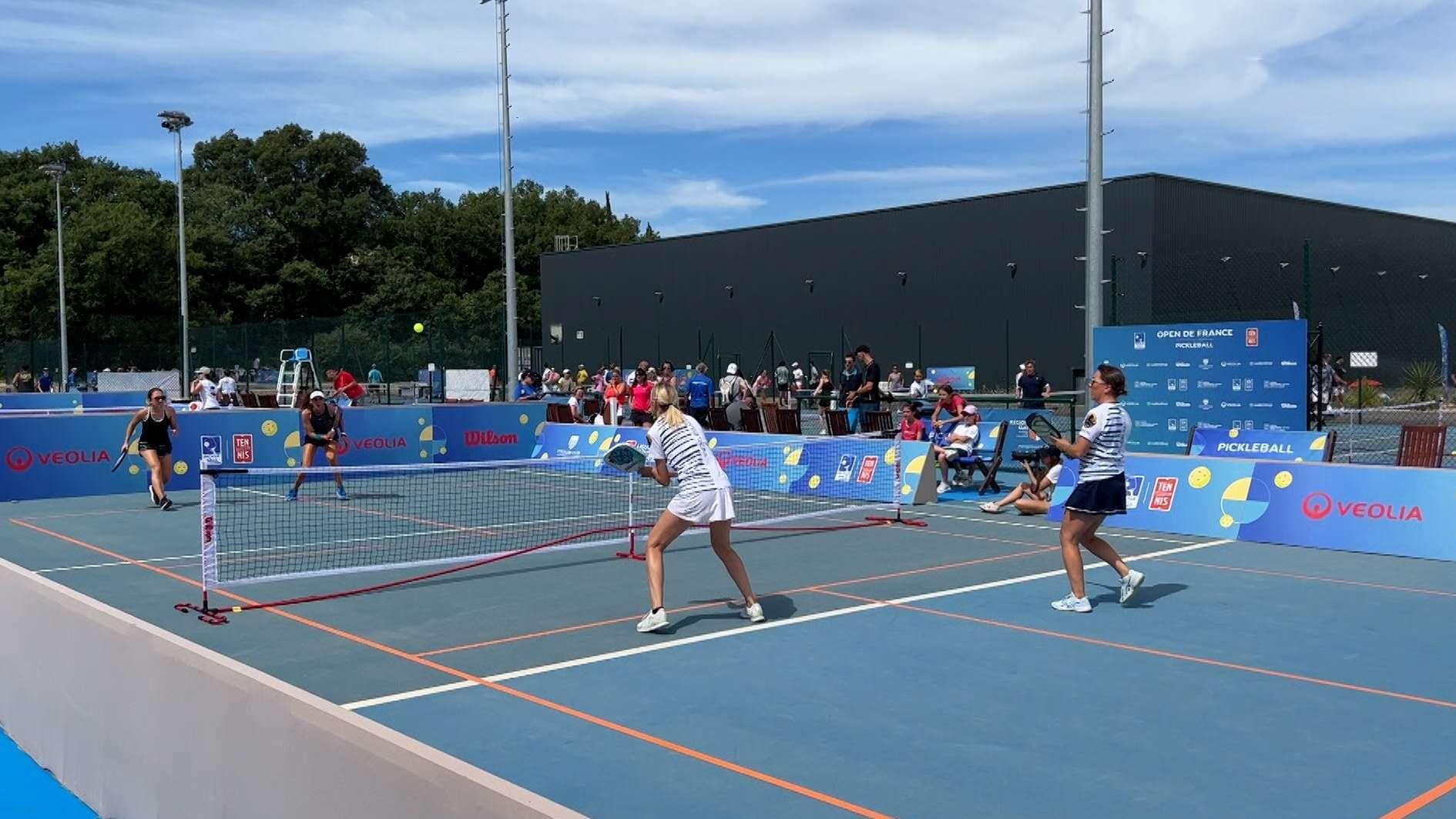 Pickleball : le sport qui cartonne aux USA débarque à Aix ce week-end avec l'Open de France