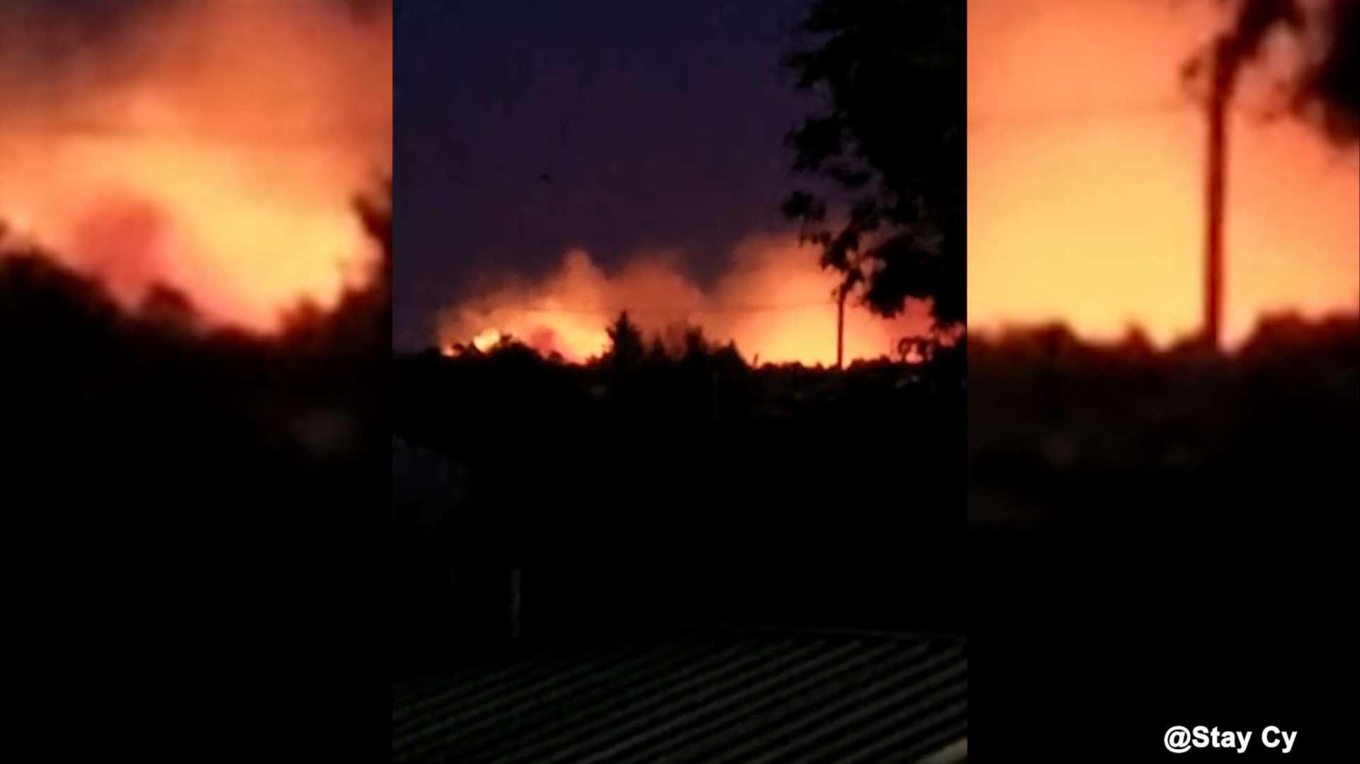 Incendie à Lançon : 100 hectares déjà parcourus, près de 200 pompiers mobilisés