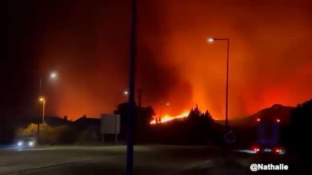 Rognac : plus de vingt hectares parcourus par les flammes, le feu fixé peu avant 23 h 15