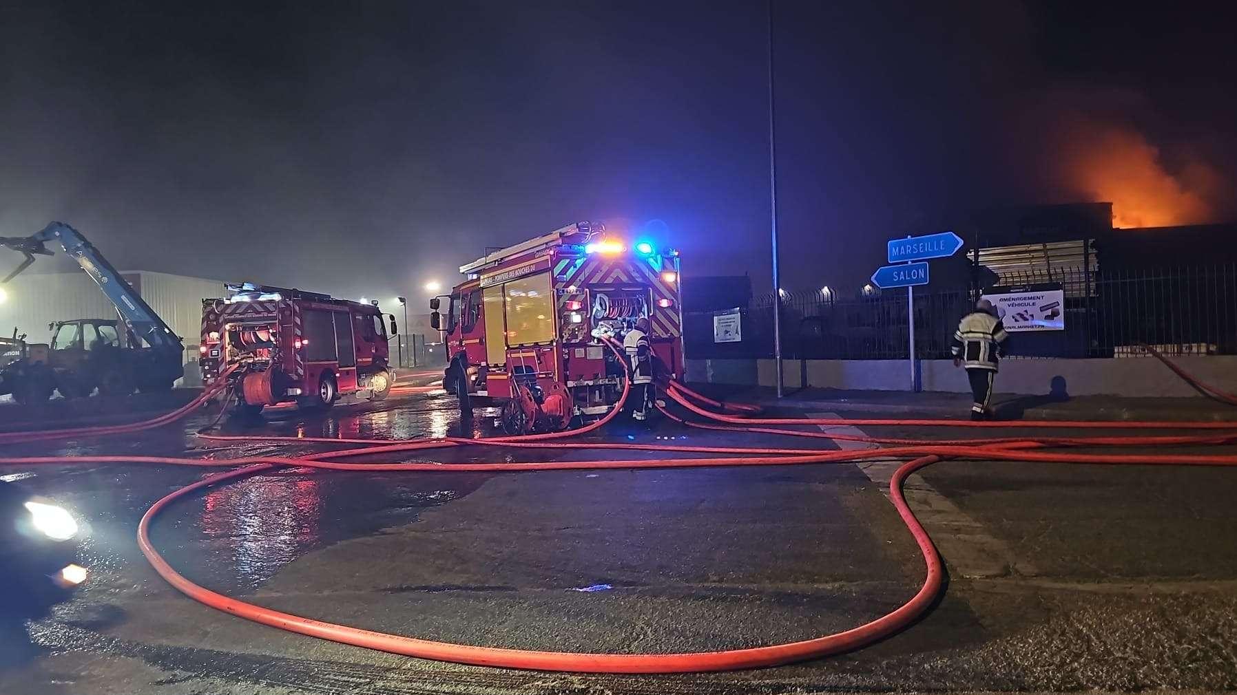 "Pas d'habitations détruites, mais deux entreprises touchées" : le bilan de l'incendie à Rognac par le maire Christophe Gonzalez