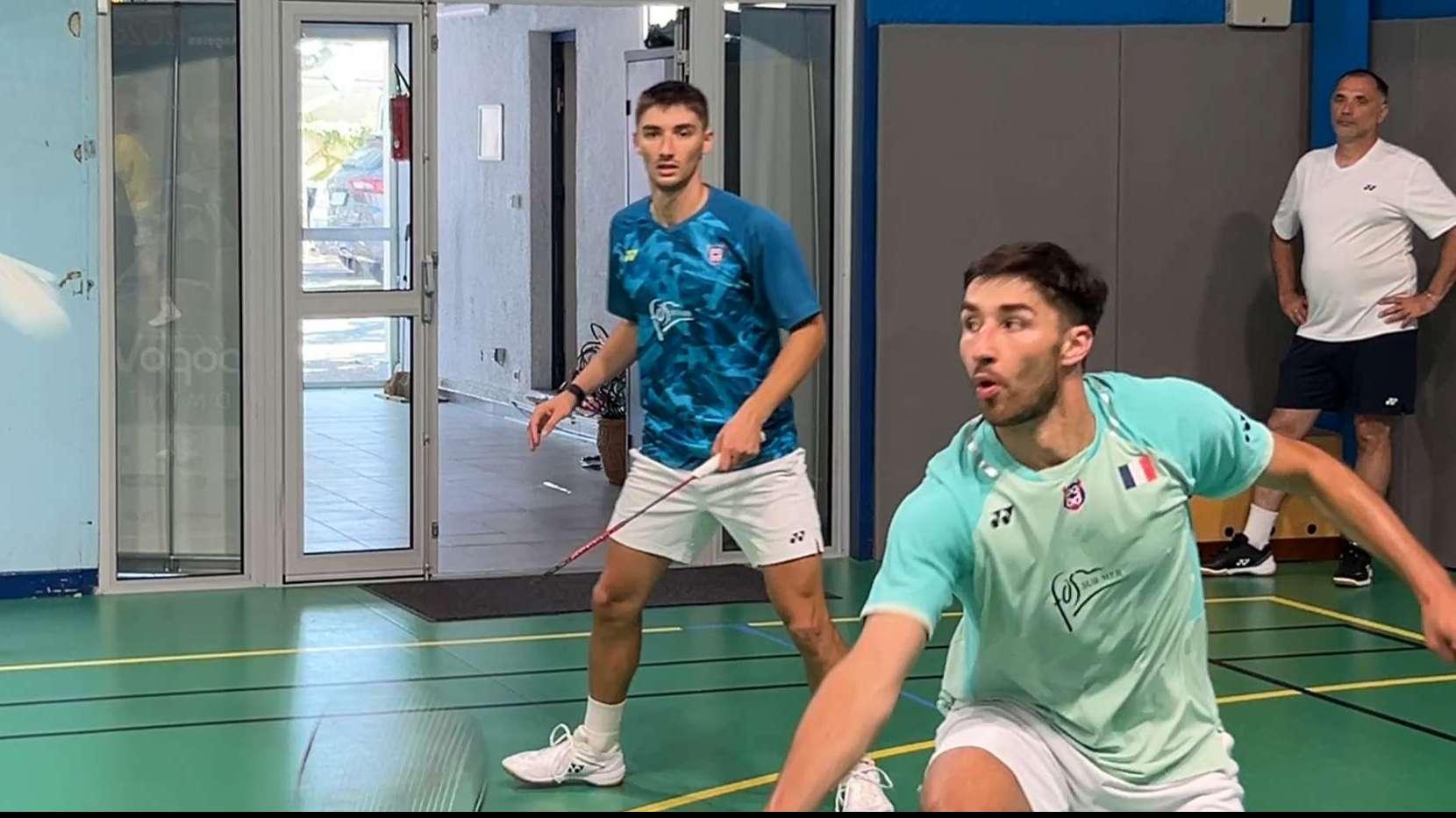 Cap sur l’Asie pour les frères Popov : Une préparation aux Mondiaux de Badminton