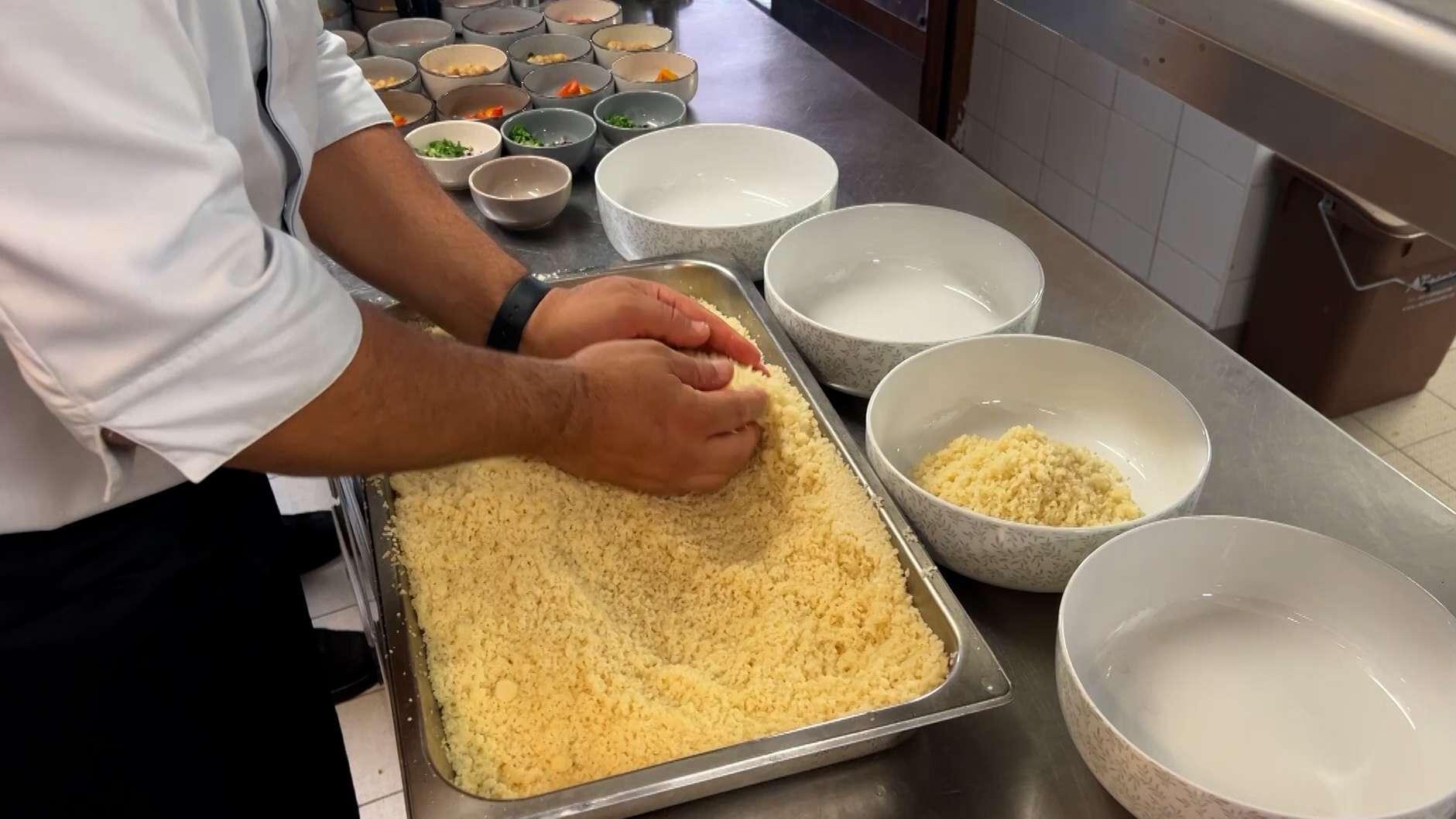 Marseille : 10 000 couscous gratuits, herbes sauvages et chefs étoilés… Le Kouss.Kouss Festival revient en force !