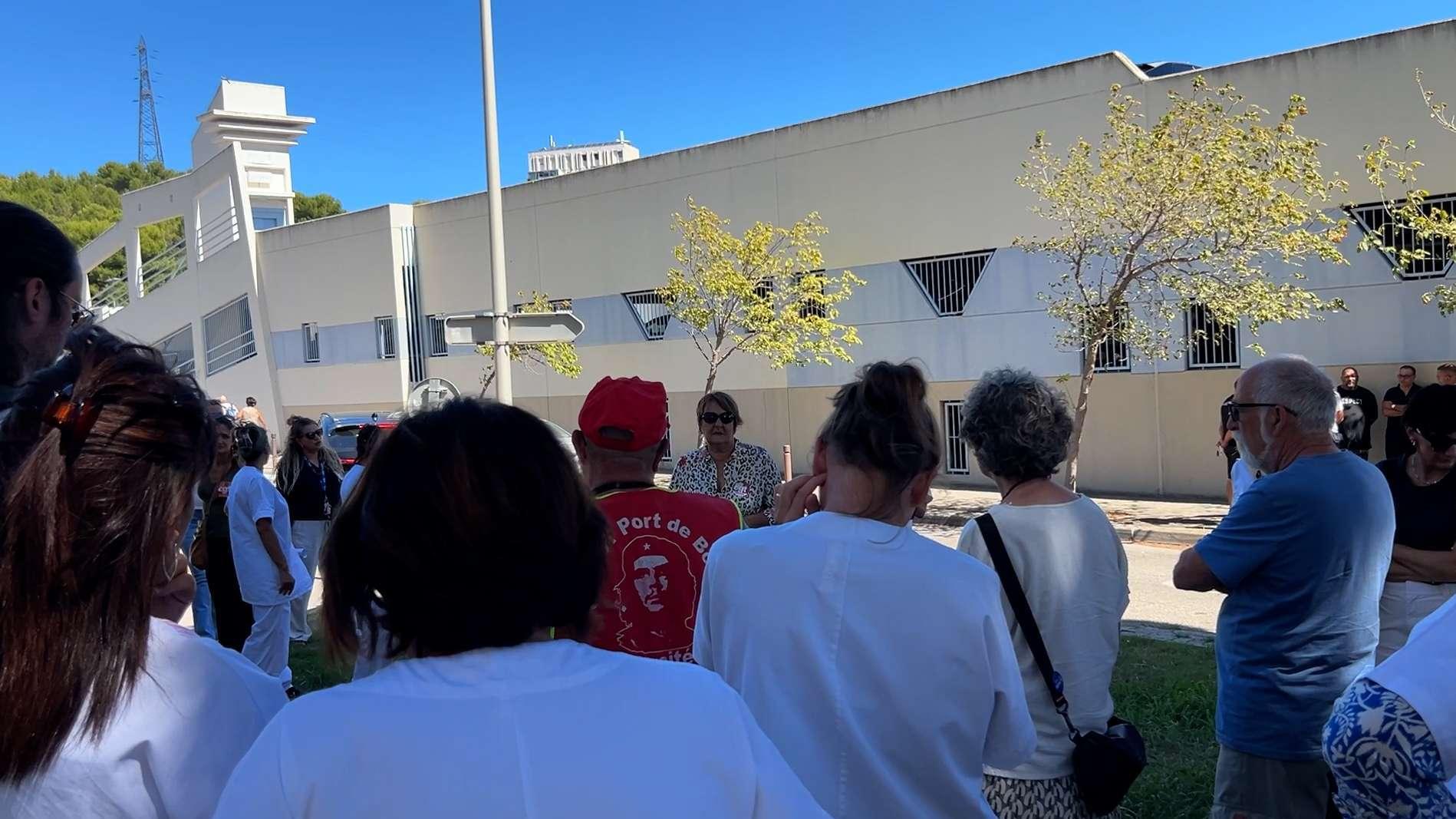 Hôpital de Martigues : « On nous a menti », la colère des soignants face à la dégradation des soins et des acquis