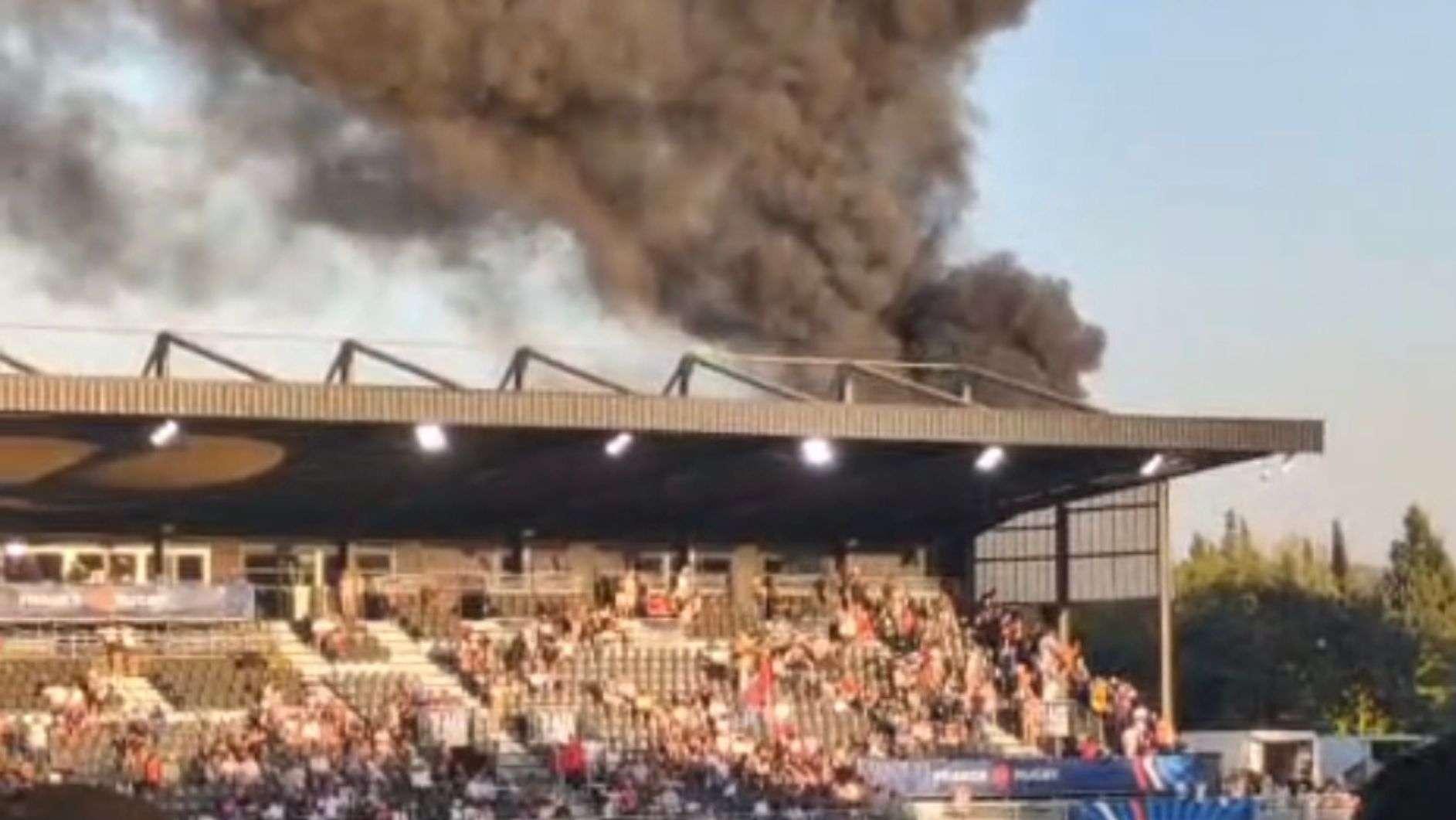 Aix-en-Provence : un bus en feu sur le parking du stade David