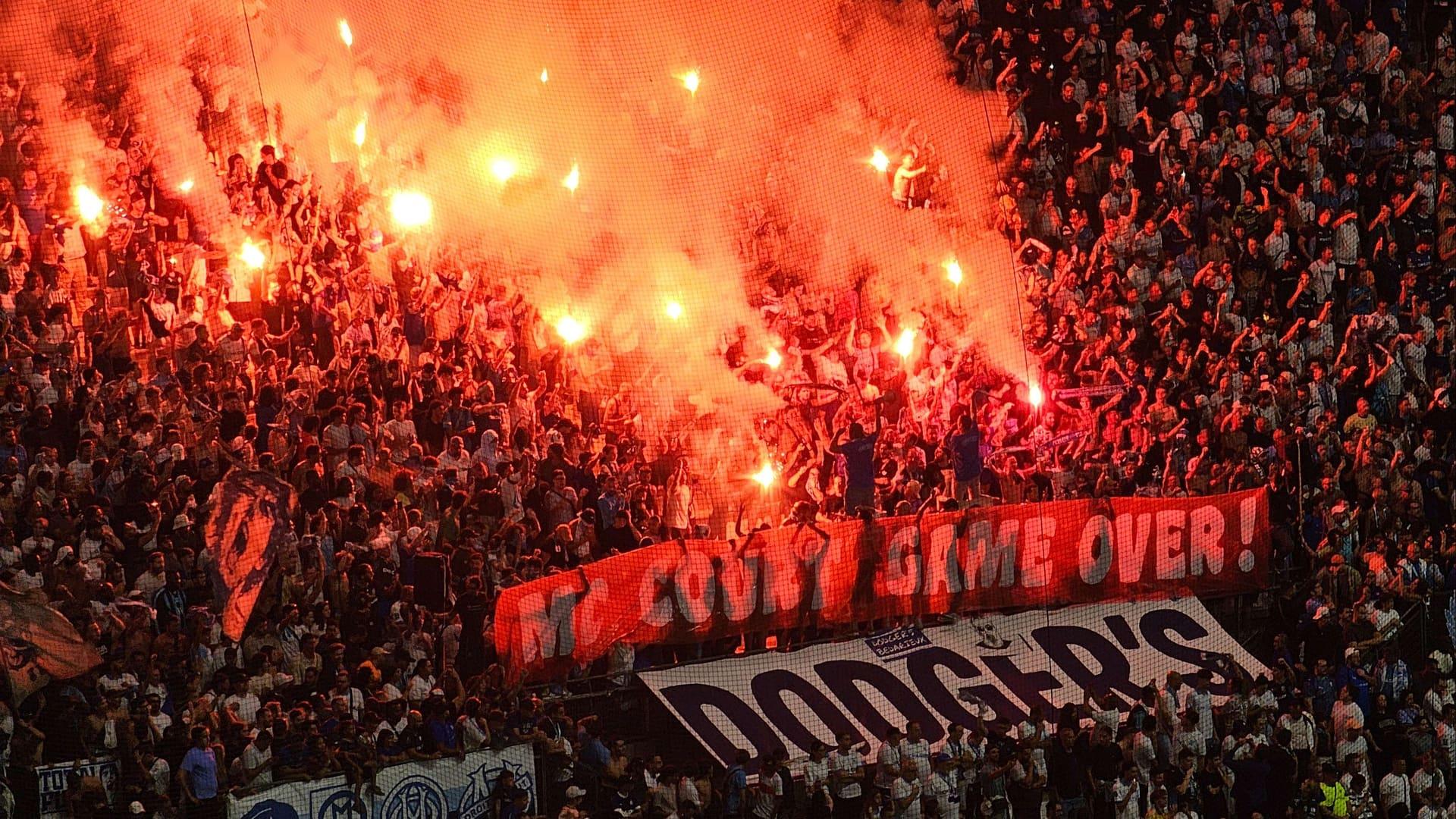"Maupay catastrophique", "Arbitrage à désirer" : retrouvez les réactions à chaud des supporters de l'OM après la défaite contre le PSG 