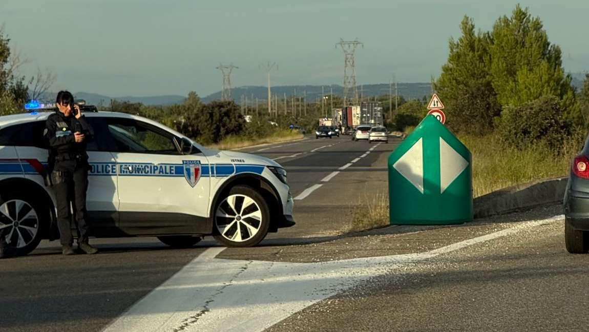 Accident entre un camion et une voiture : la circulation bloquée entre Istres et Miramas sur la RN 569