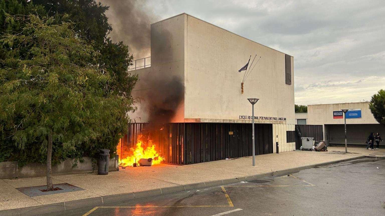 Blocus et violences dans les lycées : la Région Sud prône la « tolérance zéro face à l’hooliganisme scolaire »