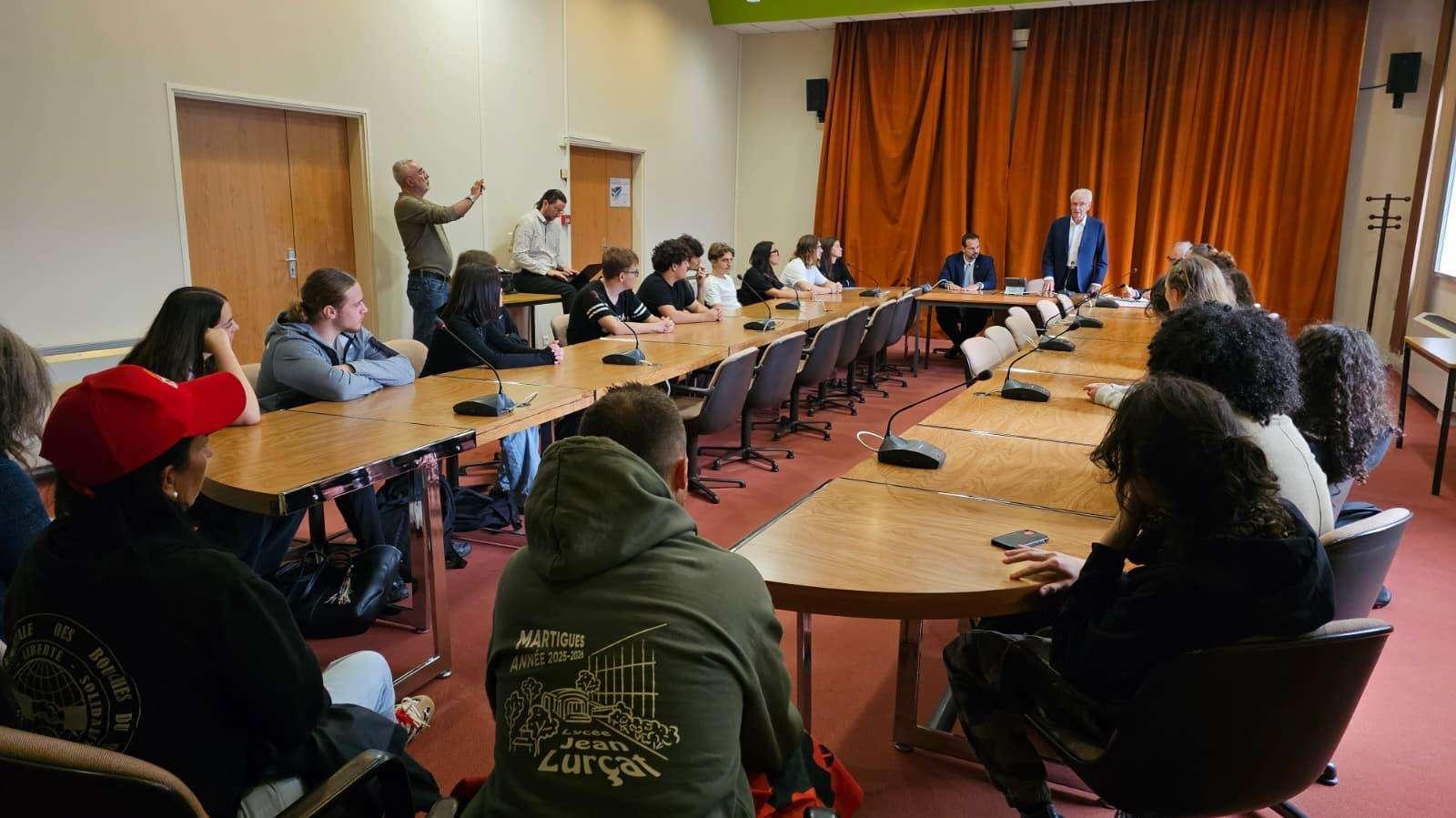 Martigues : le sénateur Jérémy Bacchi soutient les lycéens et demande l'amnistie des sanctions