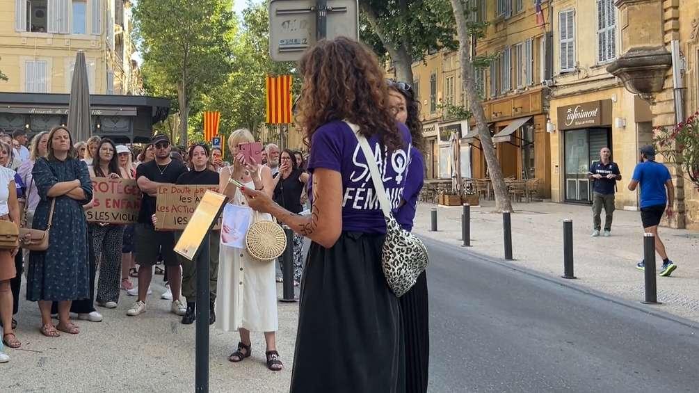 Loi contre les violences sexistes et sexuelles : une avancée saluée mais un texte jugé « très élagué » par le collectif Salon Féministe