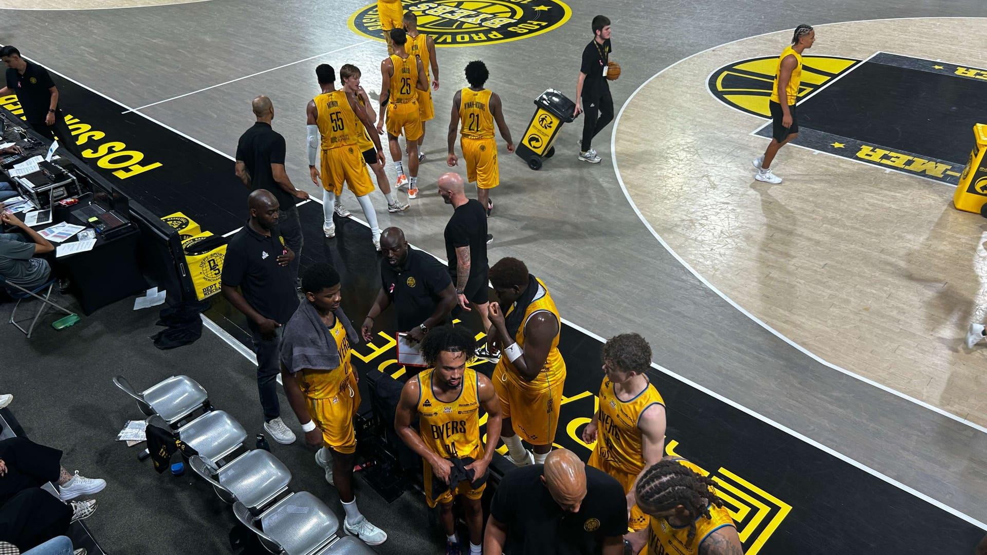 Basket/Élite 2 : « Il y a eu beaucoup d'émotions », menés de 11 points, les BYers de Fos renversent Antibes et lancent enfin leur saison !