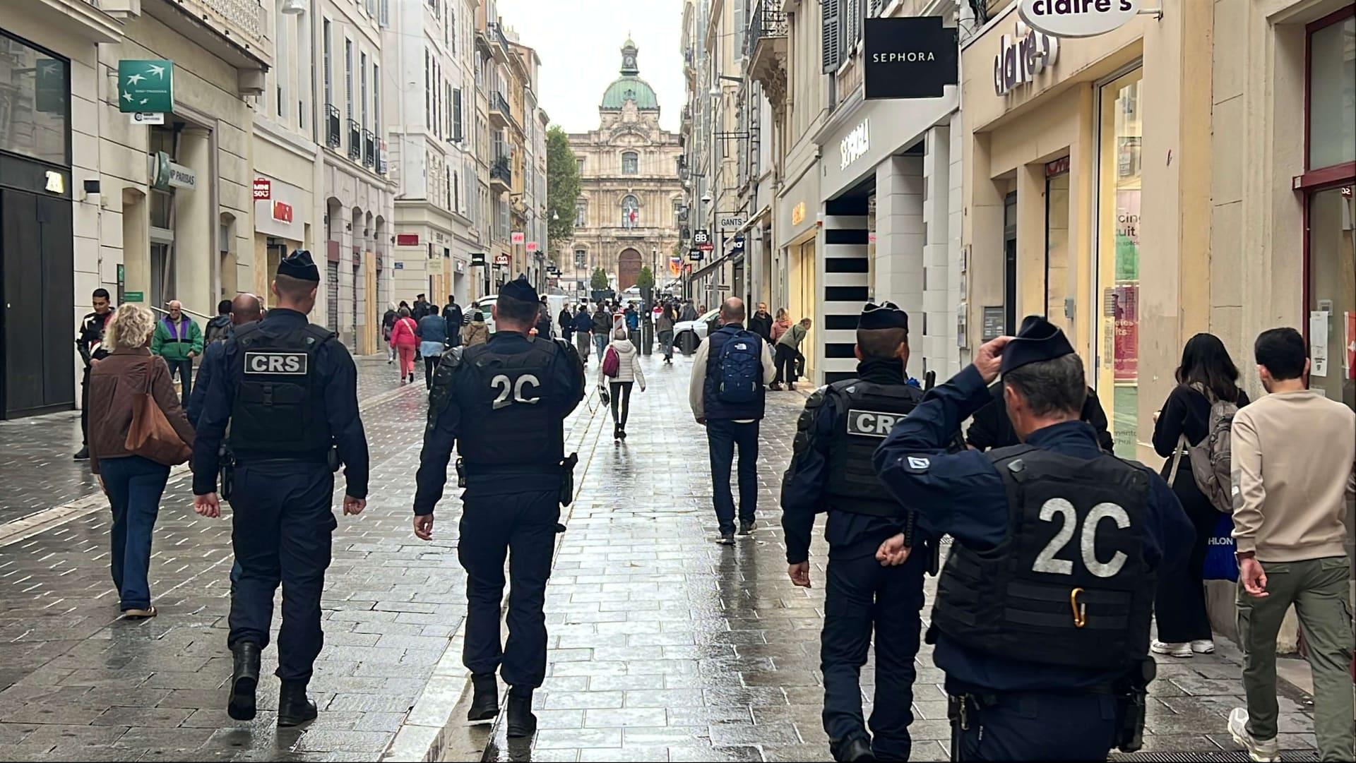 Marseille : Après les pillages, le couvre-feu ciblé sur les mineurs peine à rassurer les commerçants