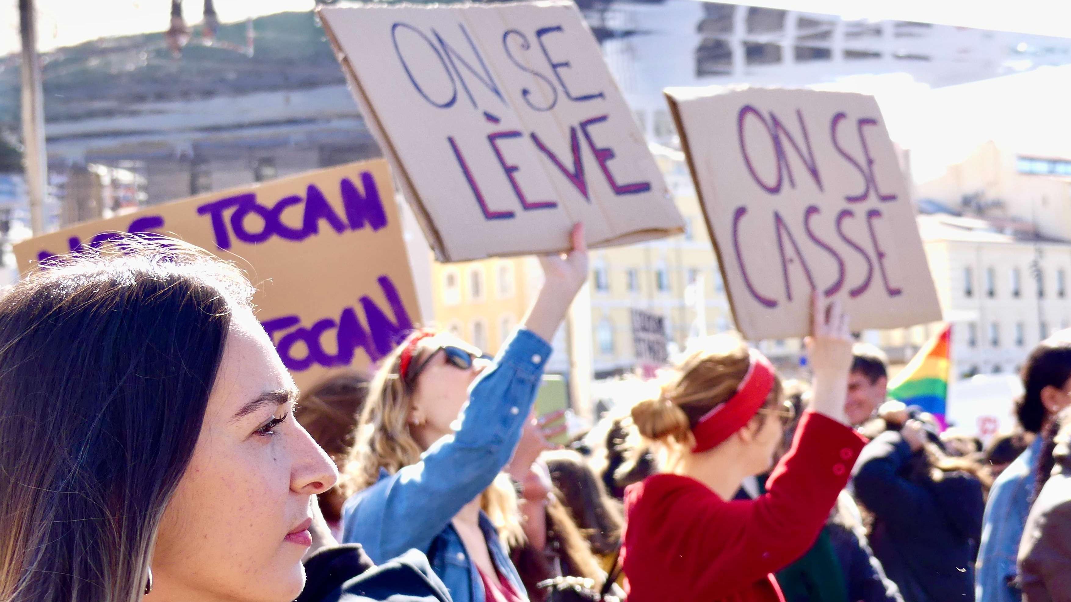 Tournée de Patrick Bruel : le collectif Salon Féministe porte la contestation au niveau nationall