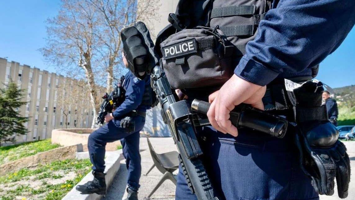 Trafic de stupéfiants à Marseille : 15 personnes interpellées, 1,2 million d’euros saisis