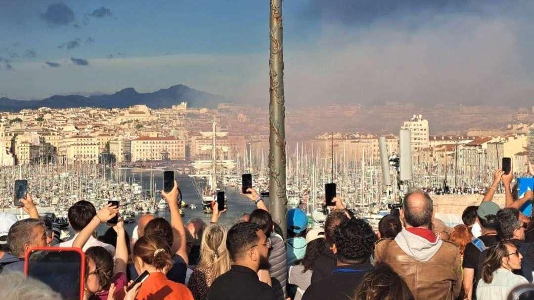 Marseille. Qui sont les visiteurs venus assister à l'arrivée de la flamme le 8 mai ? 