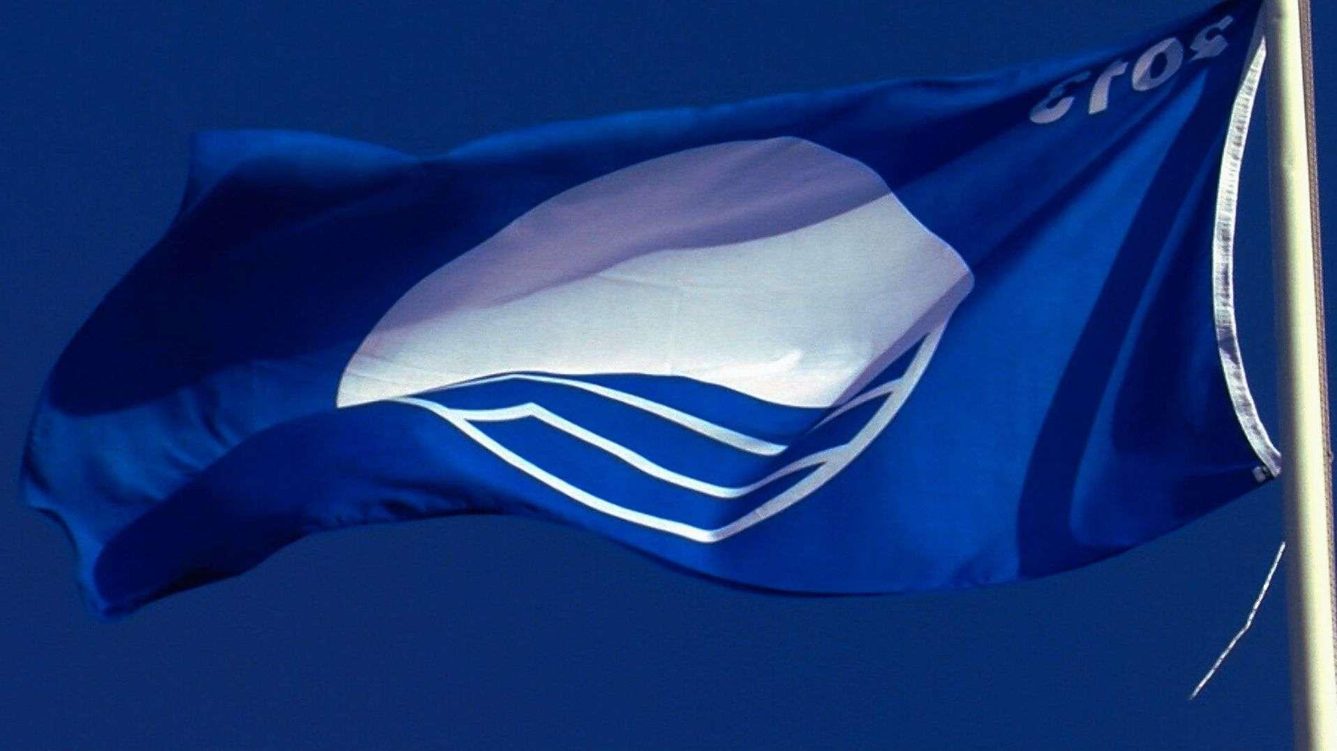 Fos-sur-Mer lauréat du Pavillon Bleu 2025 : "A côté de l'image industrielle, la ville est aussi reconnue pour la qualité de ses eaux de baignade et de son port"