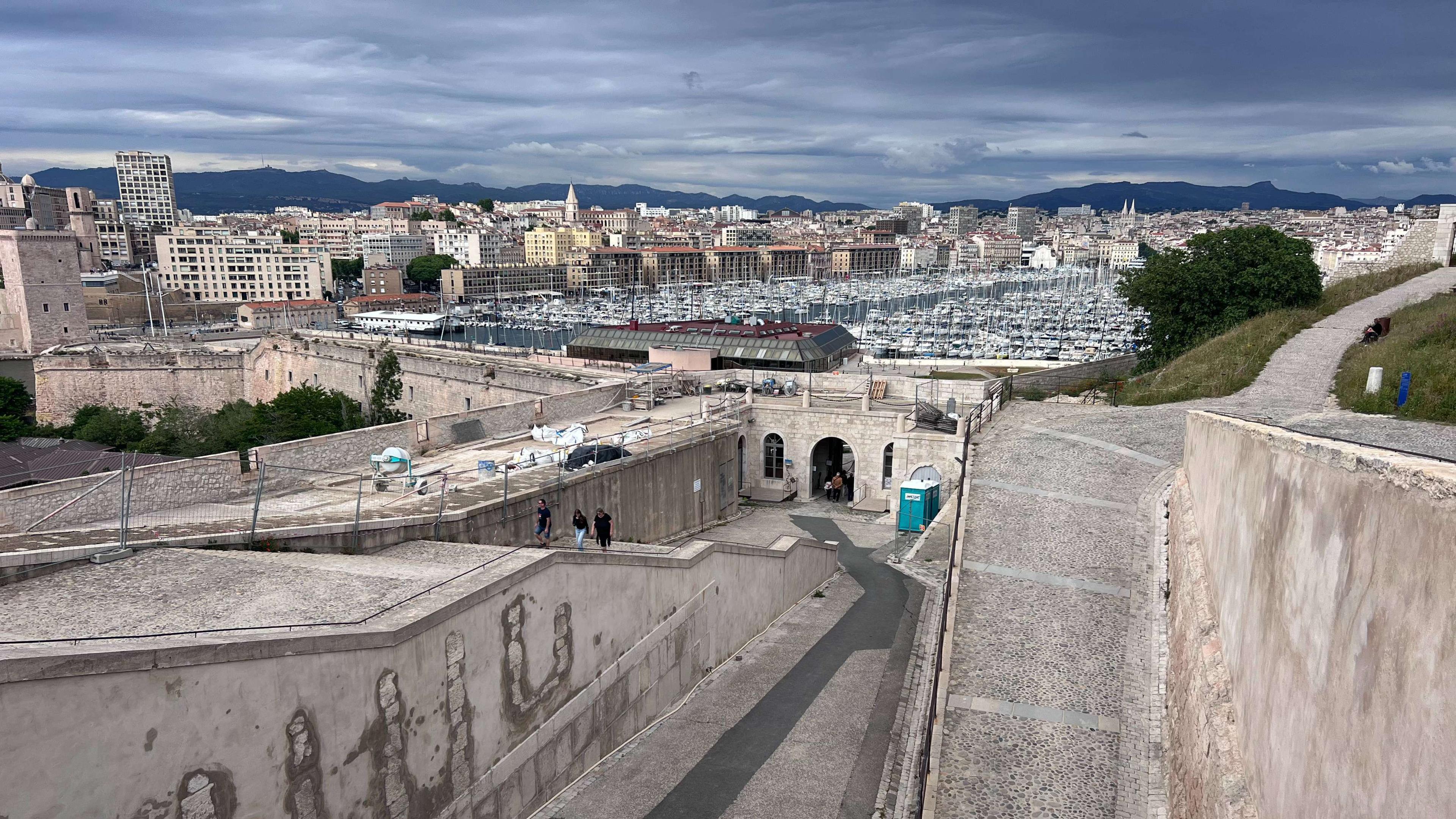 Marseille : la Grèce à l'honneur du Salon du livre métropolitain ce week-end