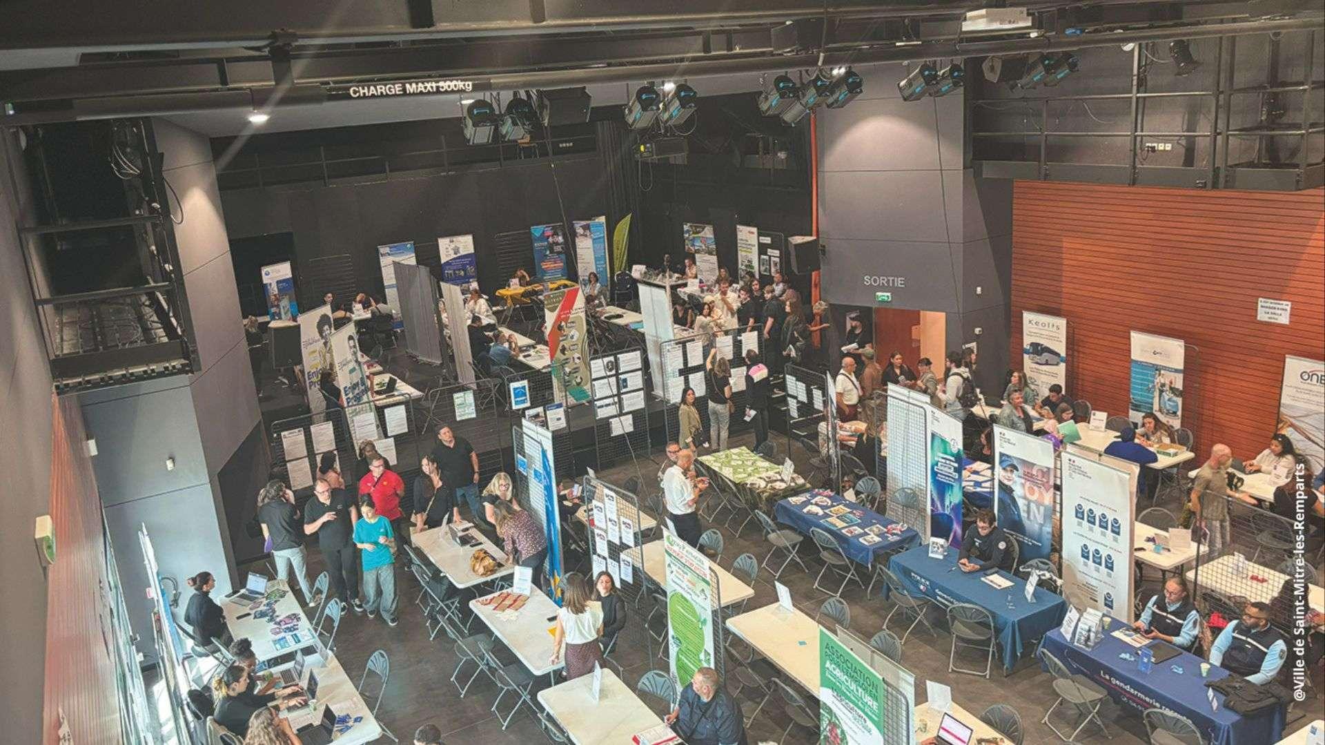 Offres d'emploi, de formation, coaching... Saint-Mitre-les-Remparts organise un rendez-vous emploi ce mardi 7 octobre