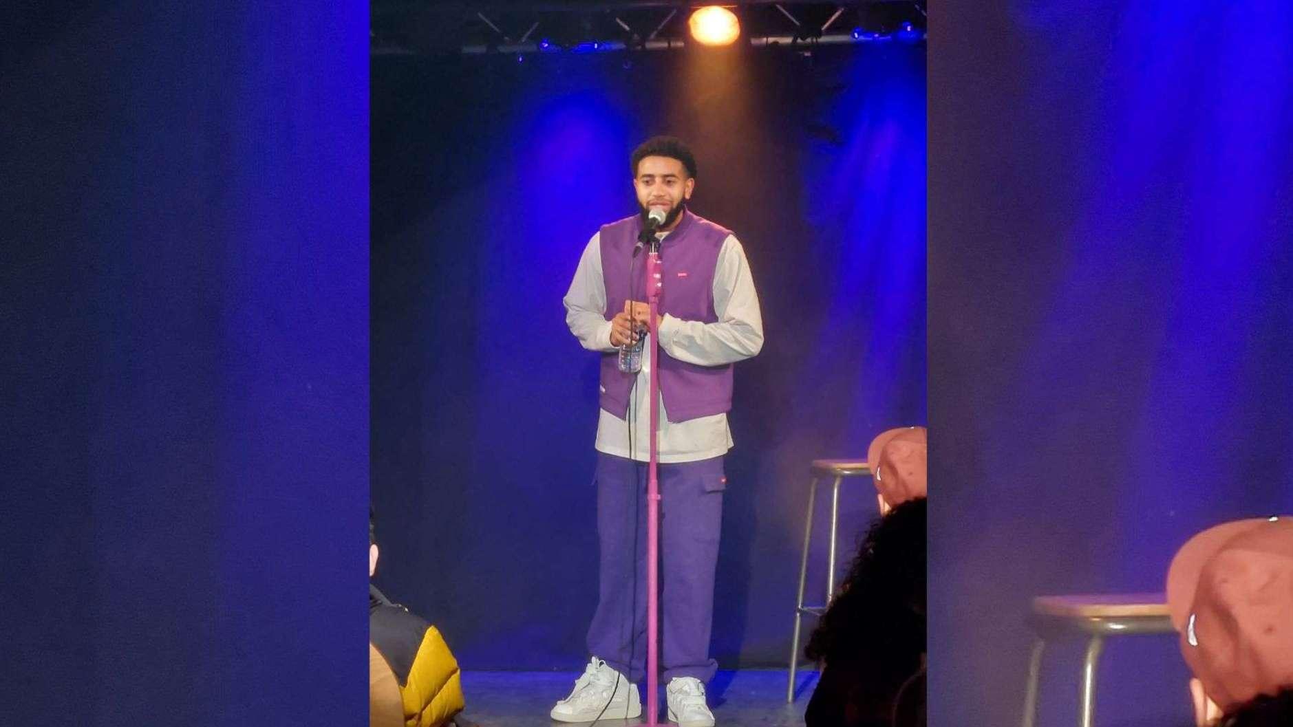 Marseille : l'humoriste Nordine Ganso (Jamel Comedy Club) raconte son histoire dans "Violet"