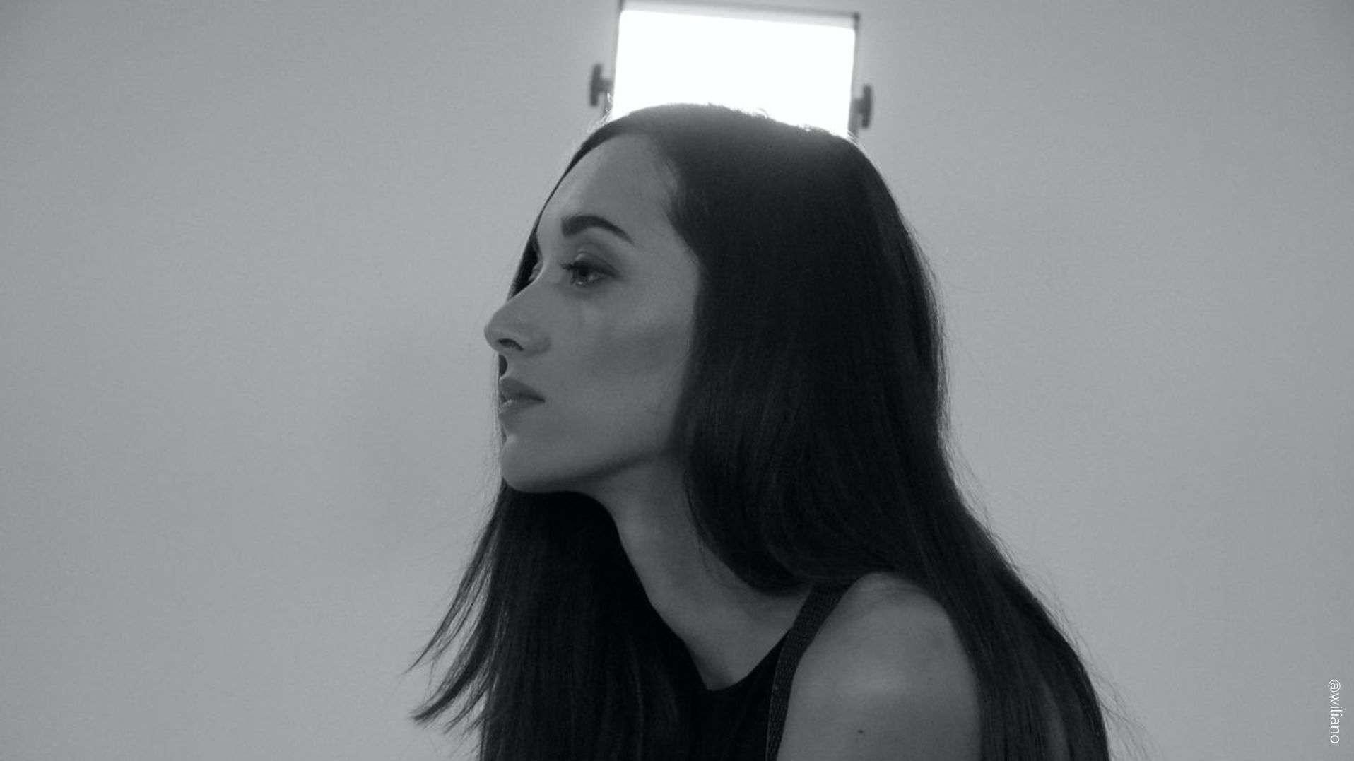 “Faire de la musique, ça a toujours été un rêve”: un premier EP pour Dina Jeanne