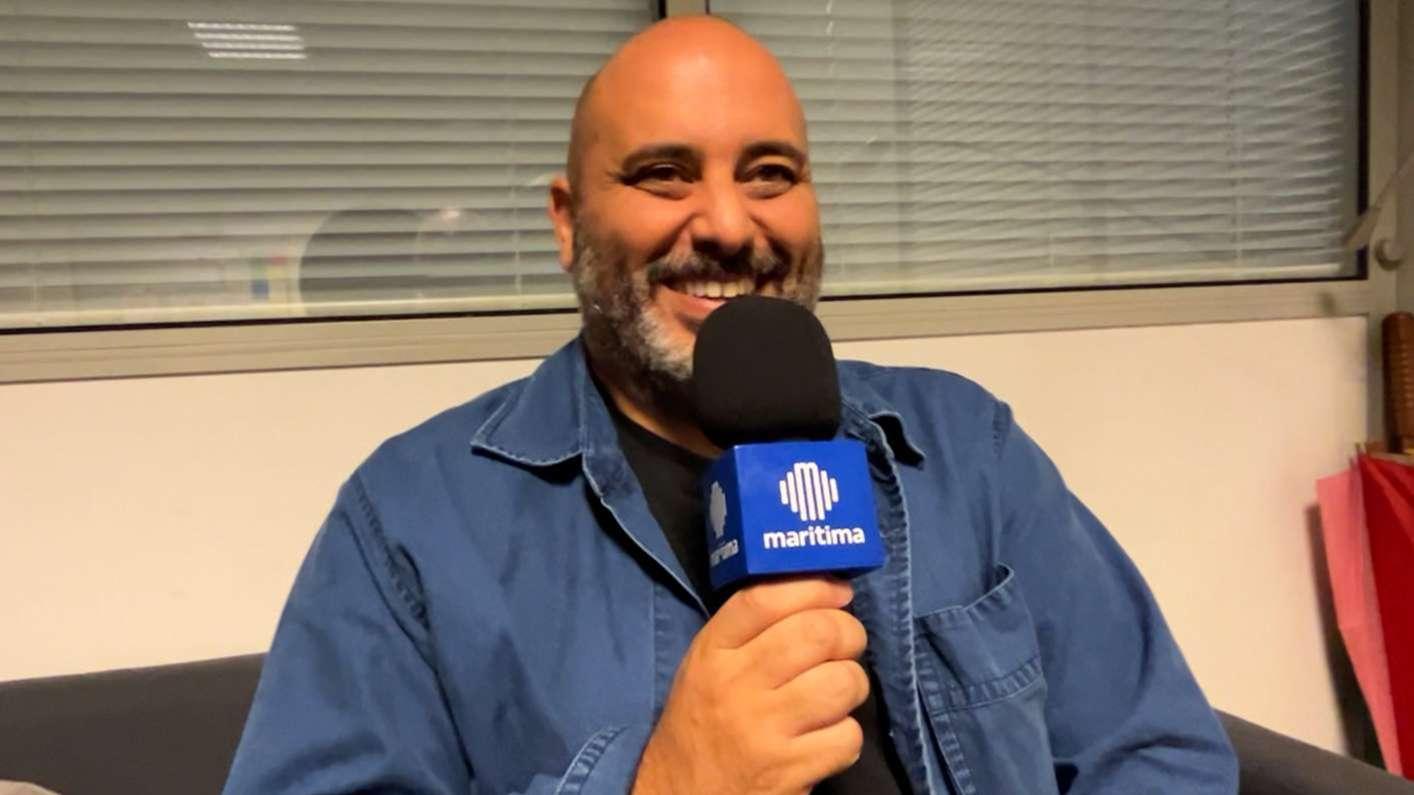 INSOLITE. Un santonnier d'Aubagne crée le santon de Jean-Claude Dusse ...